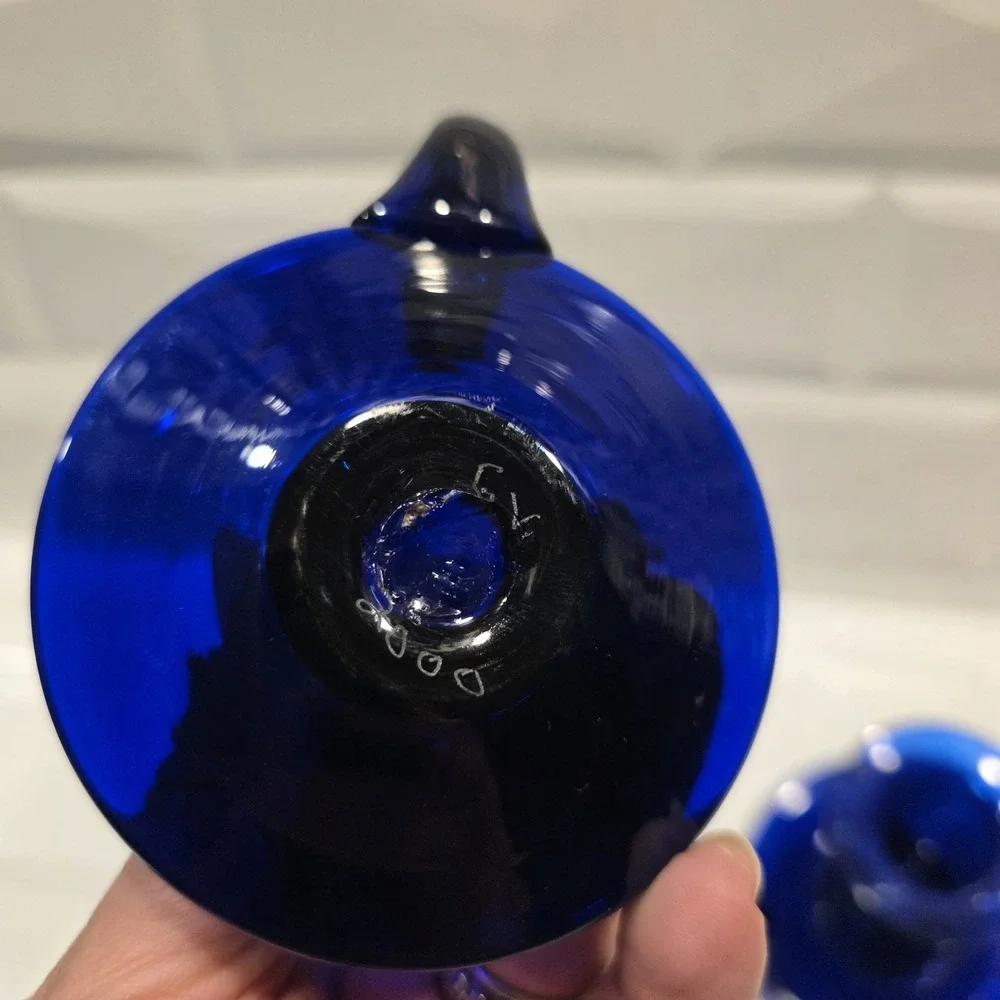 Vintage Hand Blown Cobalt Blue Art‎ Glass Finger Loop Handle Candlestick Holder